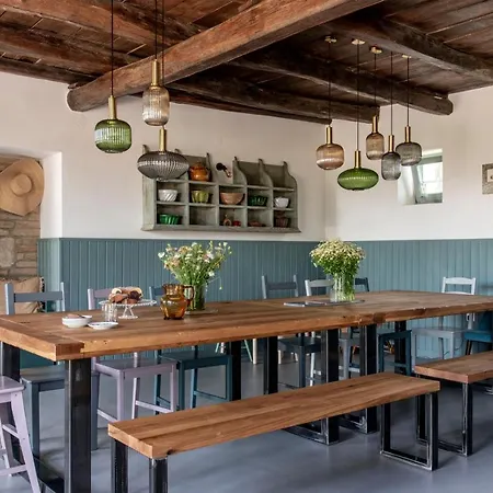 Berky Kuria - Stylish In The Hills Of Tolna For 16people