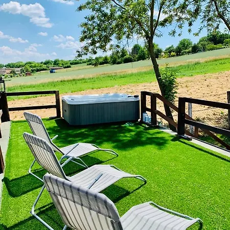 Berky Kuria - Stylish In The Hills Of Tolna For 16people *