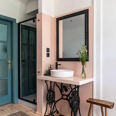 Berky Kuria - Stylish In The Hills Of Tolna For 16people