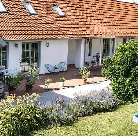 Berky Kuria - Stylish In The Hills Of Tolna For 16people Nagykonyi