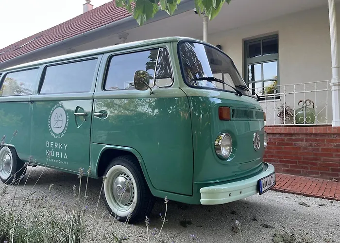 Berky Kuria - Stylish In The Hills Of Tolna For 16people Nagykonyi